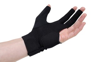 Kulečníková rukavice Dynamic S/M 3-prstá černá